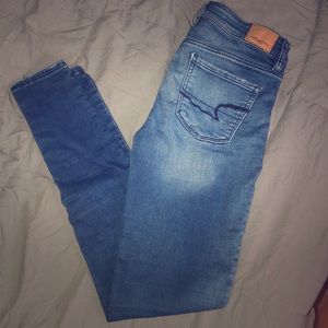 High Waisted American Eagle Jeans